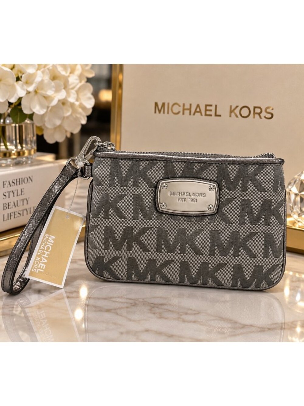 Michael Kors Jet Set Item Signature MK Jacquard Wristlet Gray Silver NWT